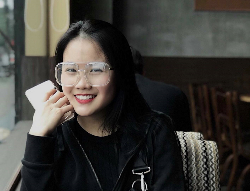 Nguyễn Ngọc Anh – Bạn gái Đoàn Văn Hậu chào tuổi mới bằng bộ ảnh xinh đẹp, gợi cảm