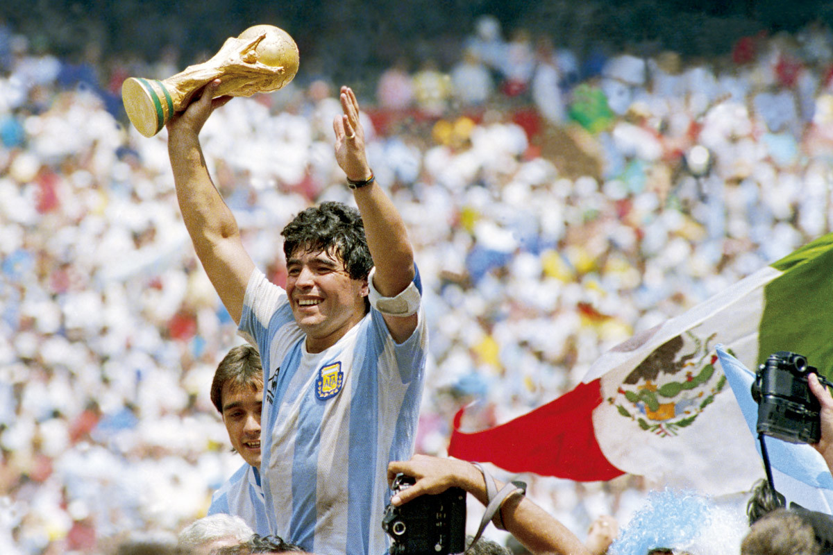 Diego Maradona: Vĩ đại, độc nhất và bất tử